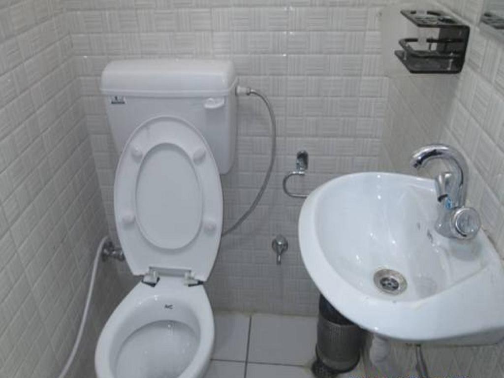 Charanpahari Hotel Nowe Delhi Pokój zdjęcie
