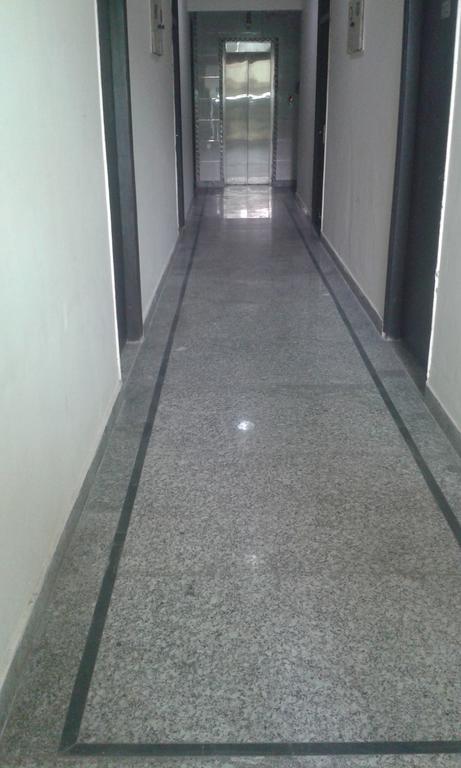 Charanpahari Hotel Nowe Delhi Zewnętrze zdjęcie