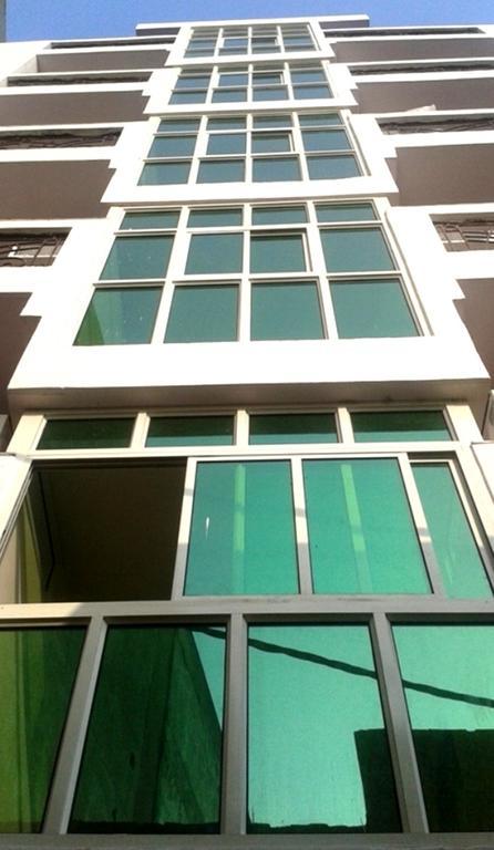 Charanpahari Hotel Nowe Delhi Zewnętrze zdjęcie