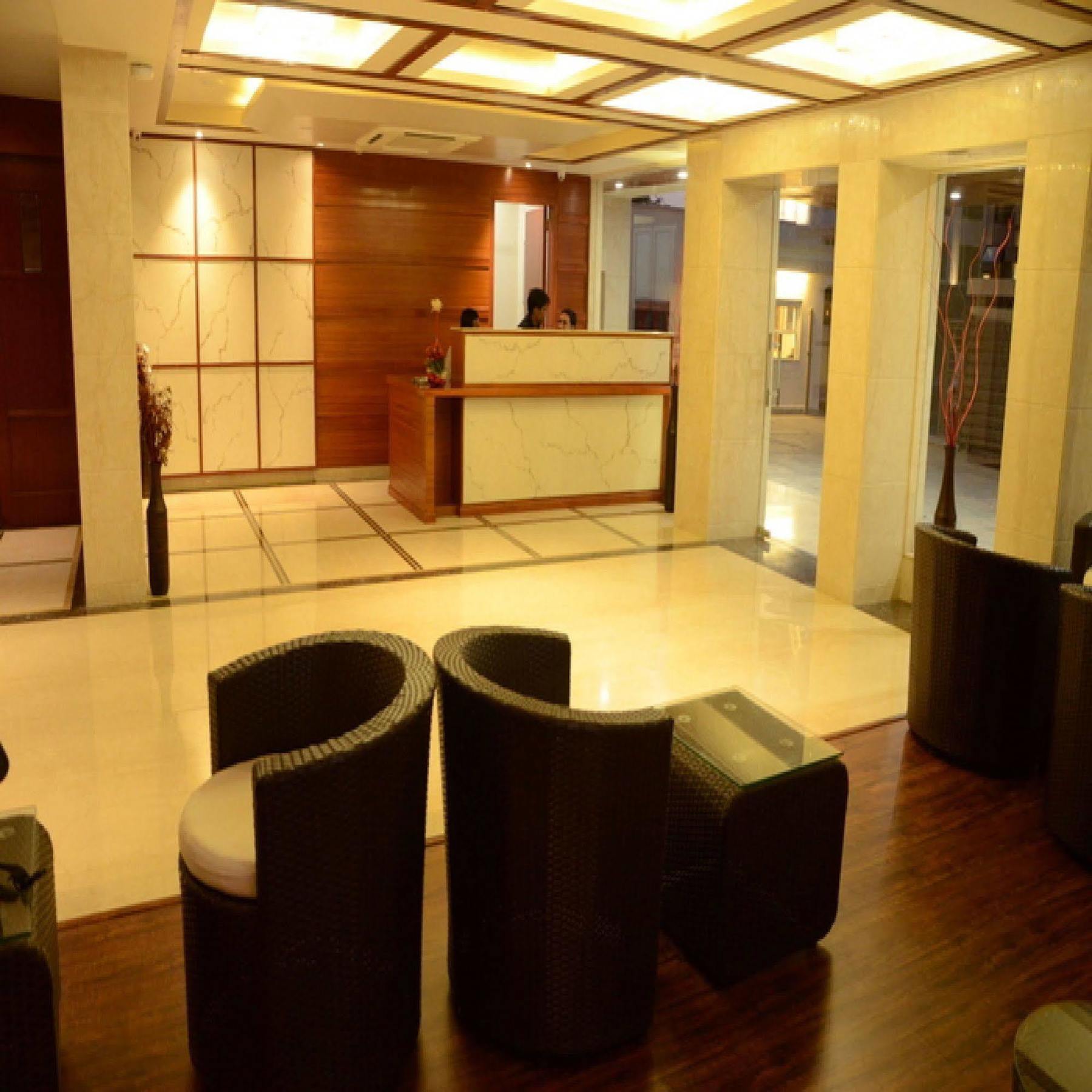 Charanpahari Hotel Nowe Delhi Zewnętrze zdjęcie