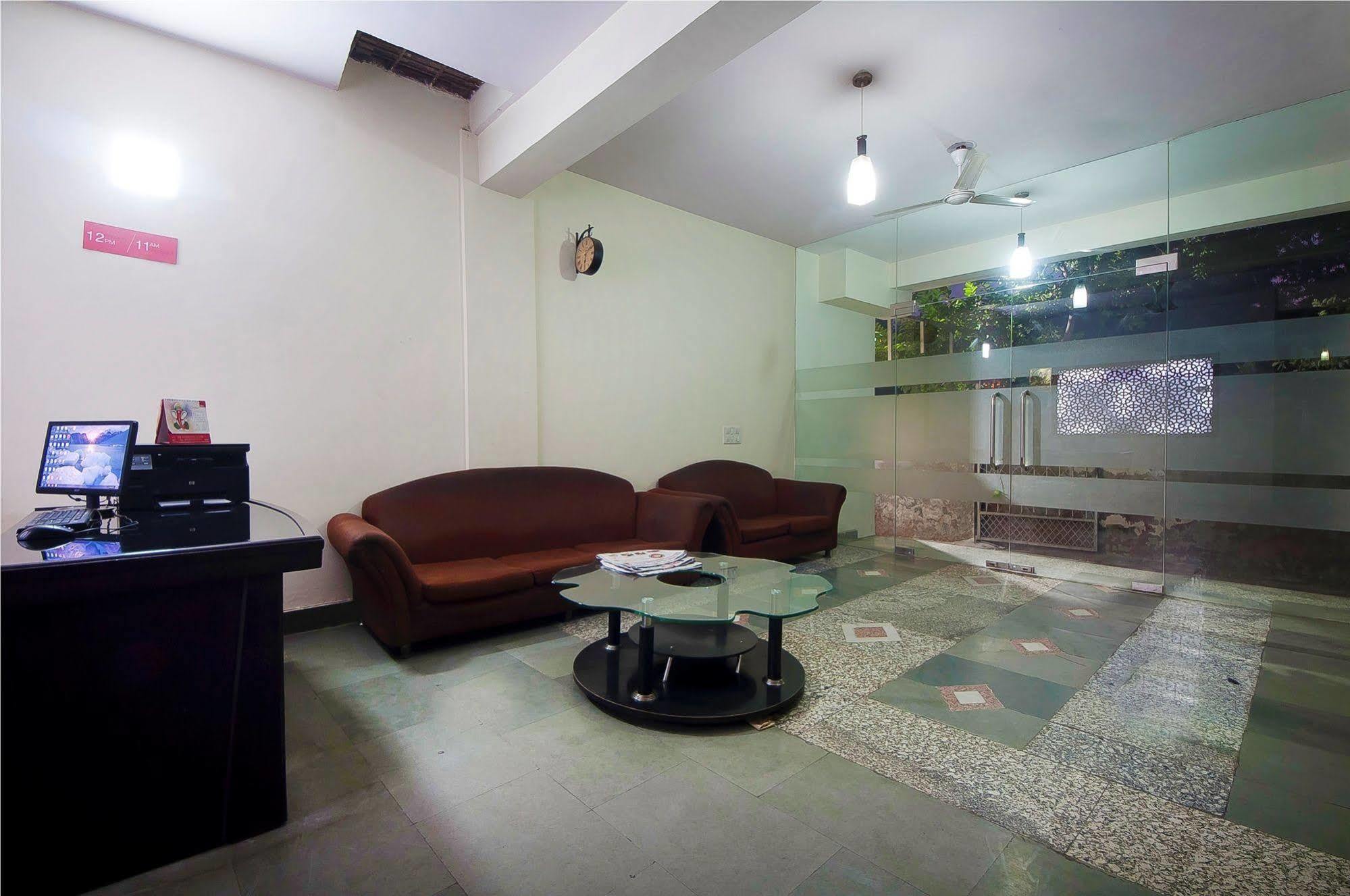 Charanpahari Hotel Nowe Delhi Zewnętrze zdjęcie