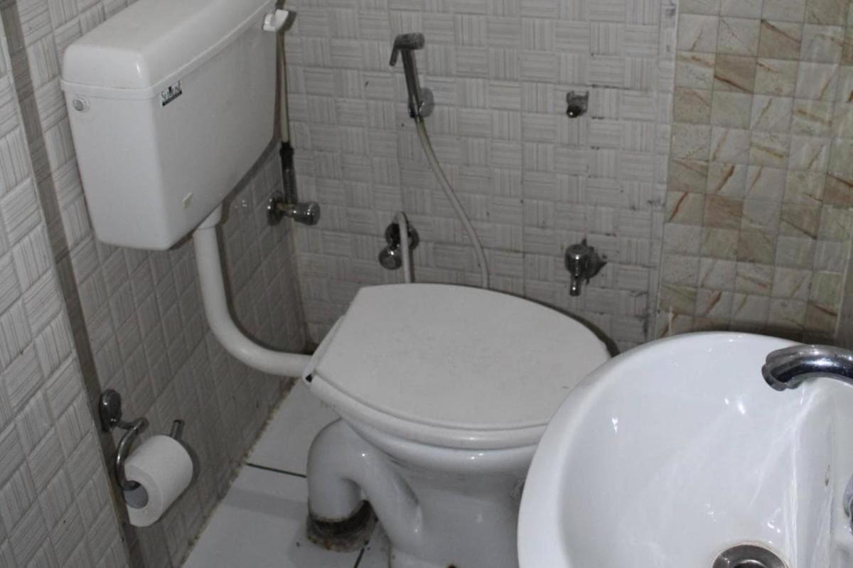 Charanpahari Hotel Nowe Delhi Zewnętrze zdjęcie